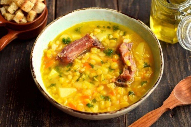 Гороховый суп с копчеными ребрышками - рецепты