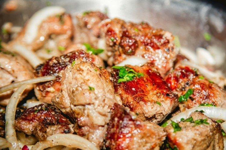 Шашлык из свинины в духовке - Горячие блюда на праздничный стол рецепты