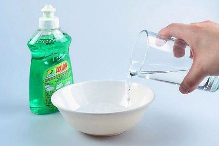 Средство для мытья посуды - Как избавиться от запаха кошачьей мочи в квартире