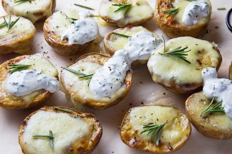 Картошка с паприкой и моцареллой - Как приготовить картошку на Новый год рецепты