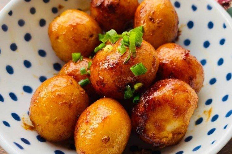 Картофель в соевом соусе - Как приготовить картошку на Новый год рецепты