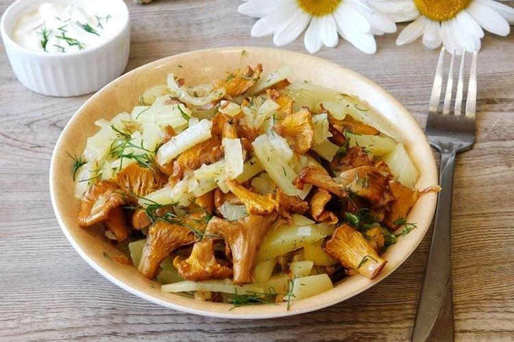Картошка с лисичками - Рецепты как приготовить