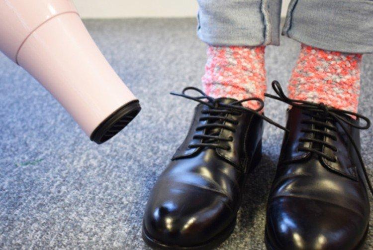 Фен - Как растянуть обувь в домашних условиях