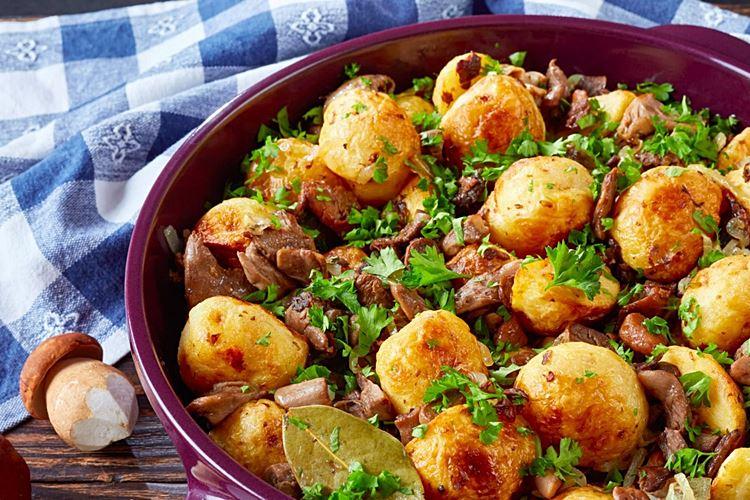Картошка с грибами в духовке 10 вкусных рецептов с подробными фото