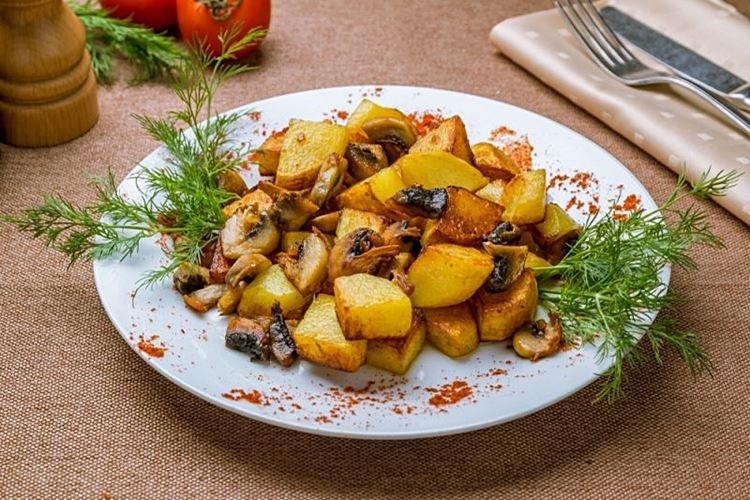 Картошка с грибами в соевом соусе в духовке - рецепты