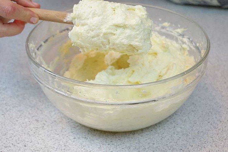 Крем с добавлением манки для бисквитного торта - рецепты