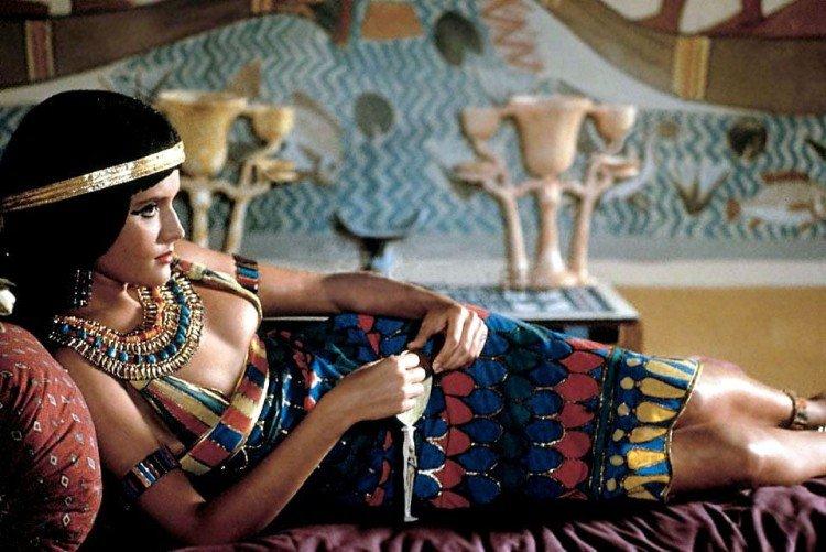 Нефертити - Лучшие фильмы про Древний Египет