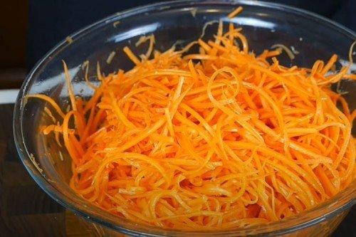 Морковь по-корейски с зеленью в домашних условиях - пошаговый рецепт