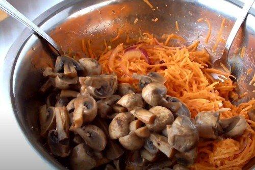 Морковь по-корейски с грибами в домашних условиях - пошаговый рецепт