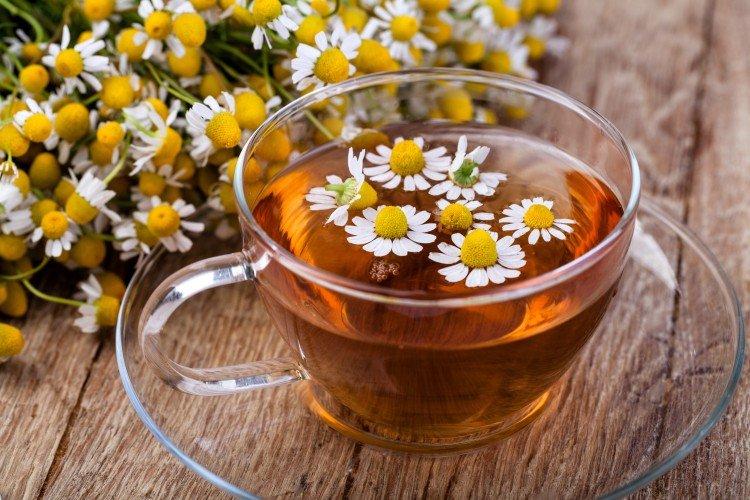 Отвар ромашки - Народные средства от кашля
