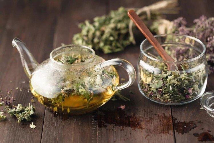 Чай из липы и чабреца - Народные средства от кашля