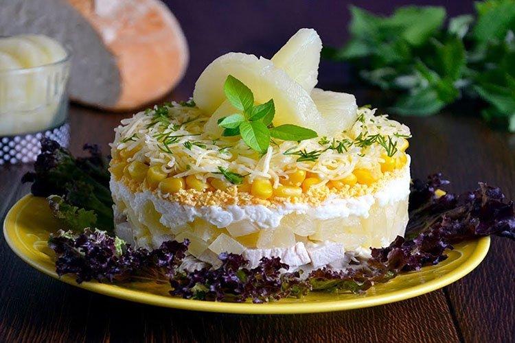 Новогодний салат Сугроб - рецепты