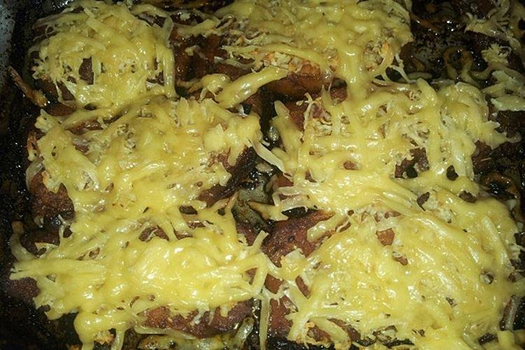 Отбивные из свинины с чесноком и сыром - рецепты