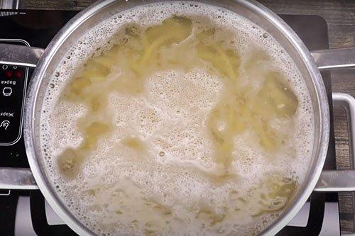 Паста с креветками в сливочном соусе - пошаговый рецепт