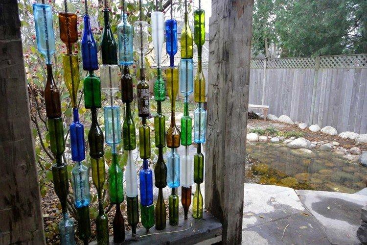 Перегородки из стеклянных бутылок - Поделки для дачи и сада своими руками