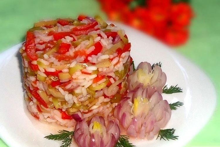 Постный салат с рисом - рецепты