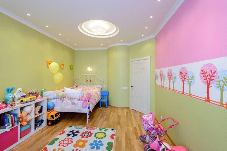 Потолки из гипсокартона с подсветкой в детской комнате