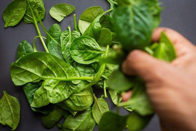 Шпинат - продукты, повышающие иммунитет