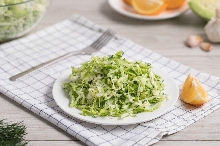 Салат из капусты - Простые и вкусные салаты на все случаи жизни