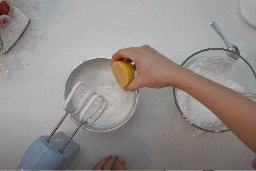 Рецепт домашнего пряничного теста с медом и пряничным домиком своими руками