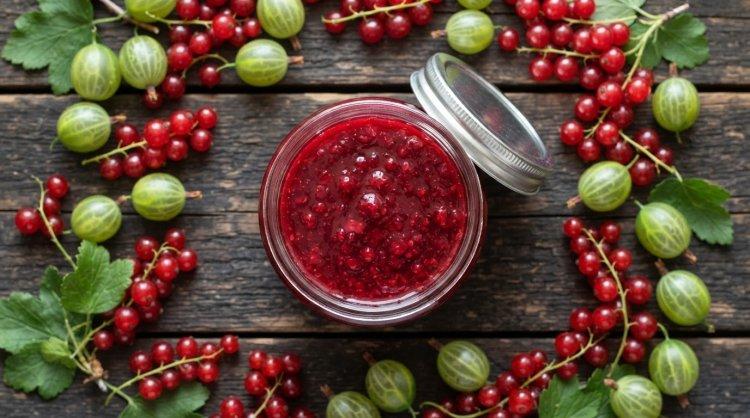 Джем из красной смородины и крыжовника