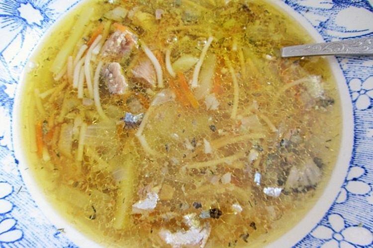 Рыбный суп из консервированной сайры с вермишелью - рецепты
