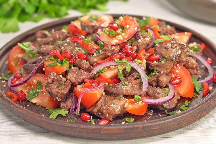 salat s kurinoy pechenyu recepty 1226 48954