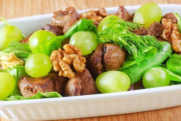 salat s kurinoy pechenyu recepty 1226 48960