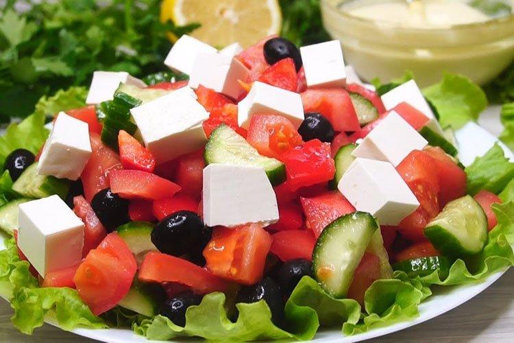 Греческий салат на праздничный стол - рецепты с фото