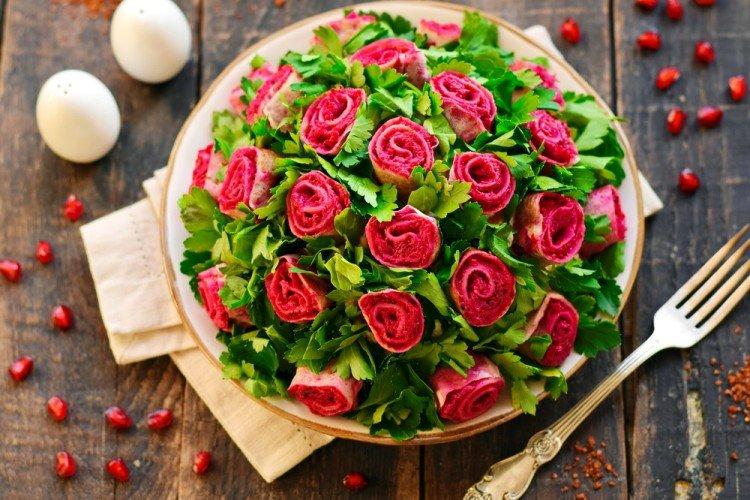 Салат «Букет роз» на праздничный стол - рецепты