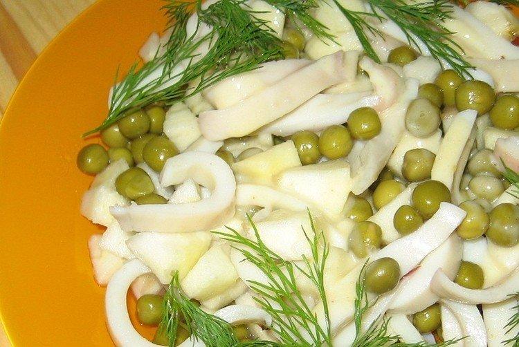Салат с кальмарами и маслинами - рецепты