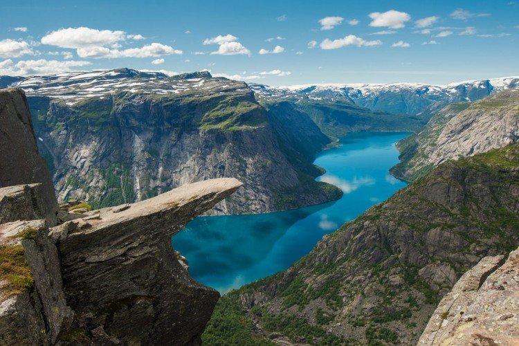 Язык Тролля, Норвегия - Самые красивые места в мире