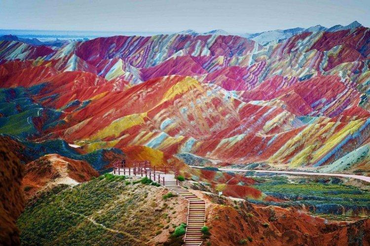 Цветные скалы Чжанъе Данксиа, Китай - Самые красивые места в мире