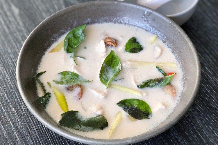 Тайский суп с кокосовым молоком - рецепты супов на каждый день