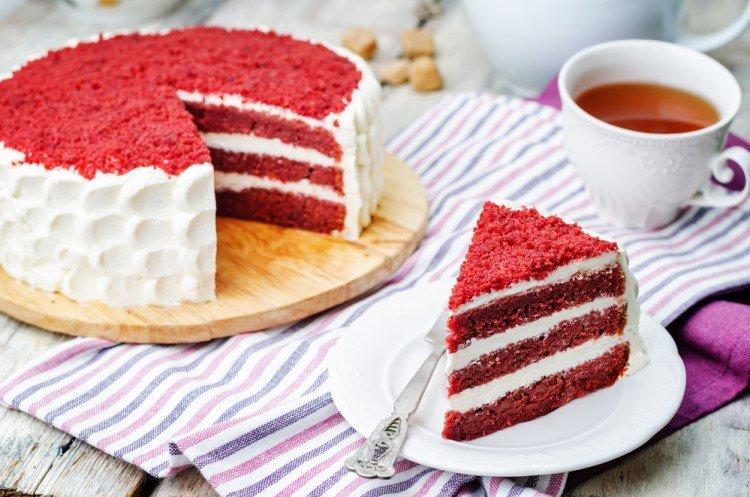 Торт «Красный бархат» с растительным маслом и кукурузным крахмалом - рецепт
