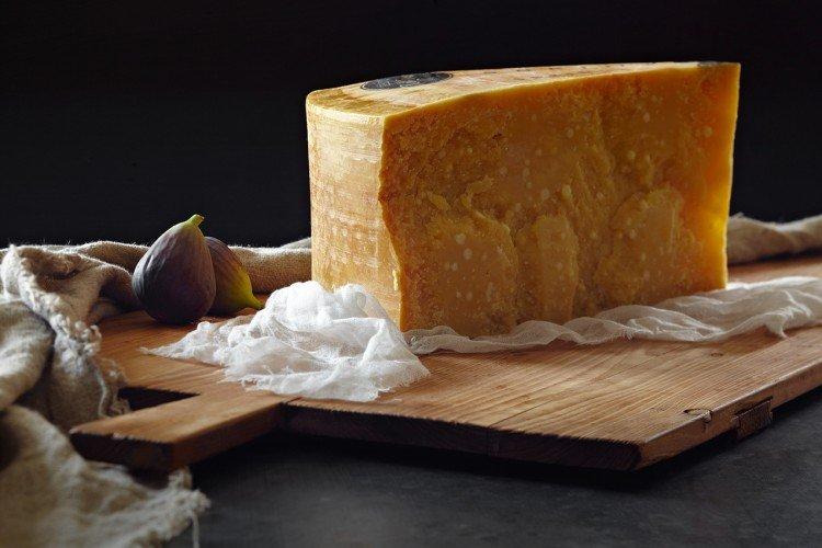 Сбринц - Швейцарские твердые сорта сыра