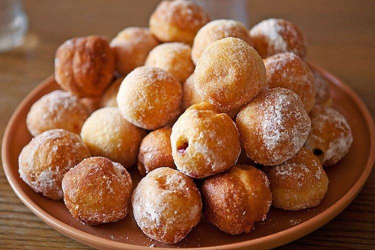 Творожные пончики со сгущенкой - рецепты