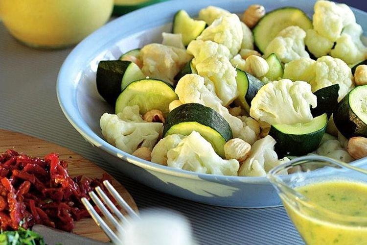 Овощная закуска с лимонным соусом на детский День рождения - рецепты