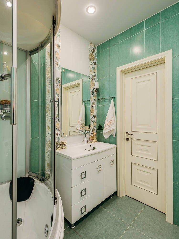 Зеленый цвет в интерьере ванной комнаты - дизайн фото