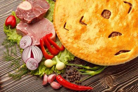 Мясной пирог на сметане