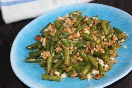 Салат из стручковой фасоли и чечевицы