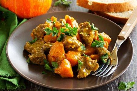 20 рецептов мягкой и сочной тушеной говядины