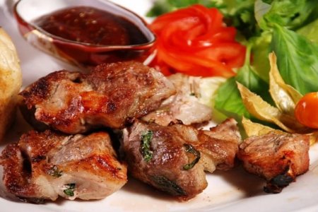 Мясо по-домашнему в духовке