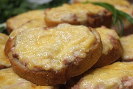 Горячие бутерброды с рыбой
