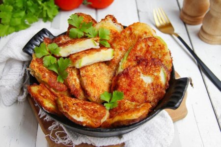 Жареные кабачки в сырном кляре