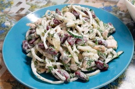 Салат с фасолью и огурцами Салат с фасолью и огурцами