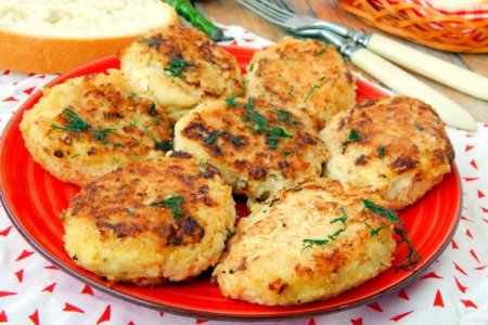 Капустные котлеты с рисом