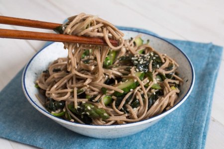 20 самых вкусных рецептов с лапшой соба