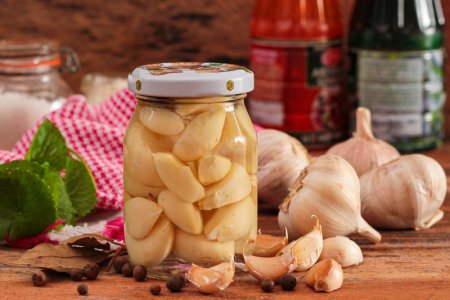 Маринованный чеснок без уксуса Маринованный чеснок без уксуса