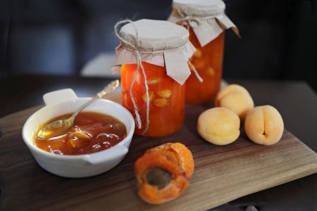 12 шикарных рецептов абрикосового варенья с миндалем